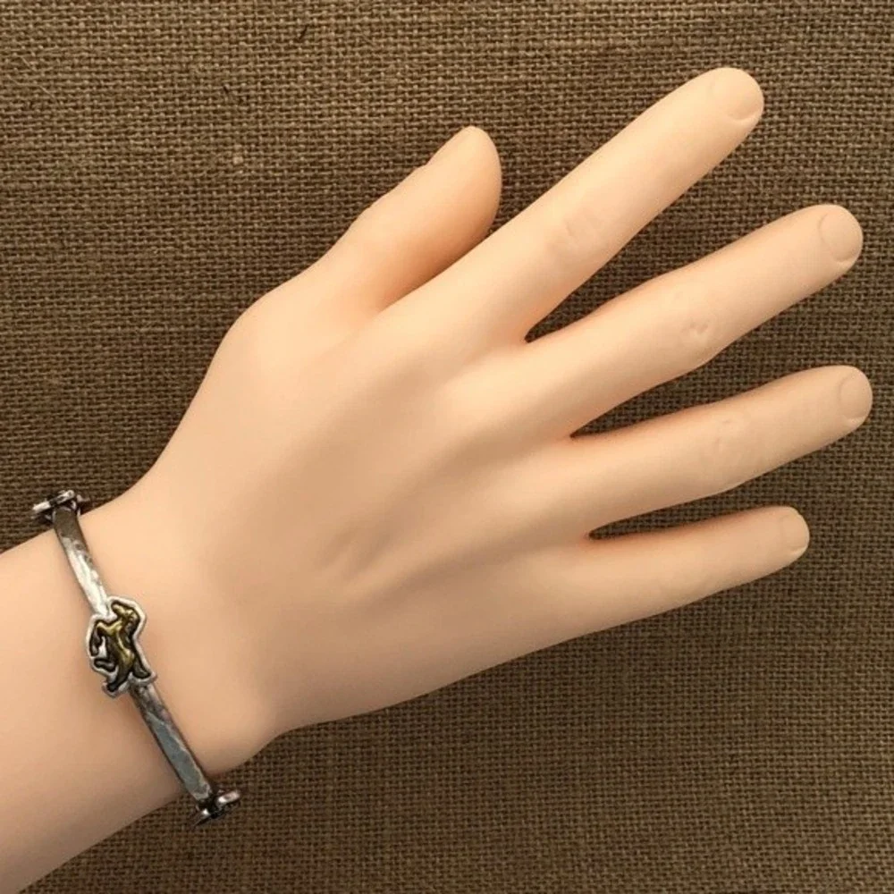 🌼 Burnished Silver & Gold Western Horse Metal Stretch Bracelet
